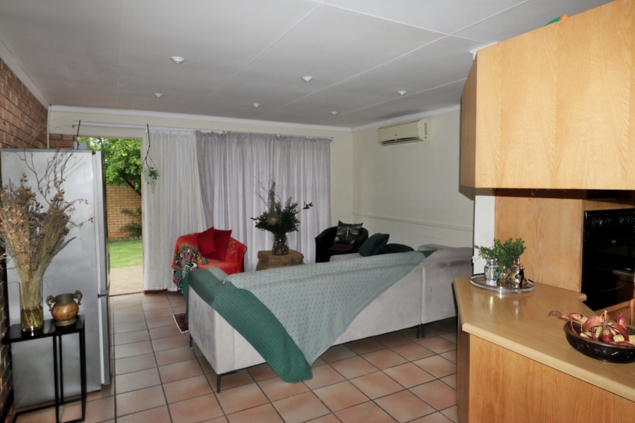 3 Bedroom Property for Sale in Langenhovenpark Free State